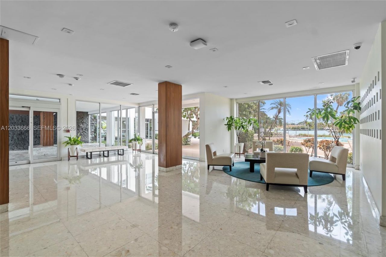 9102 W Bay Harbor Dr , Unit 10C, Bay Harbor Islands, FL 33154 Photo