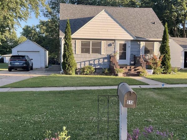 515 E Harrison, Holstein, IA 51025