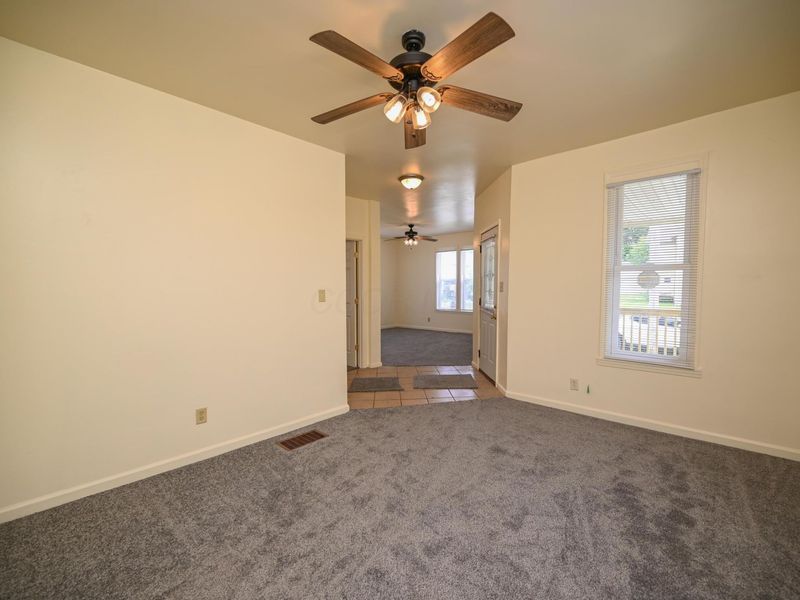 417 Park Street , Marion, OH 43302 Photo 9