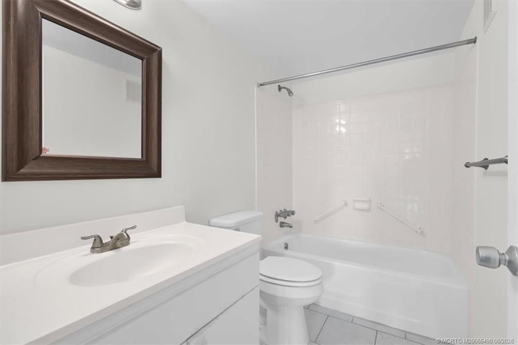 2950 SE Ocean Boulevard, Unit 14-1, Stuart, FL 34996 Photo