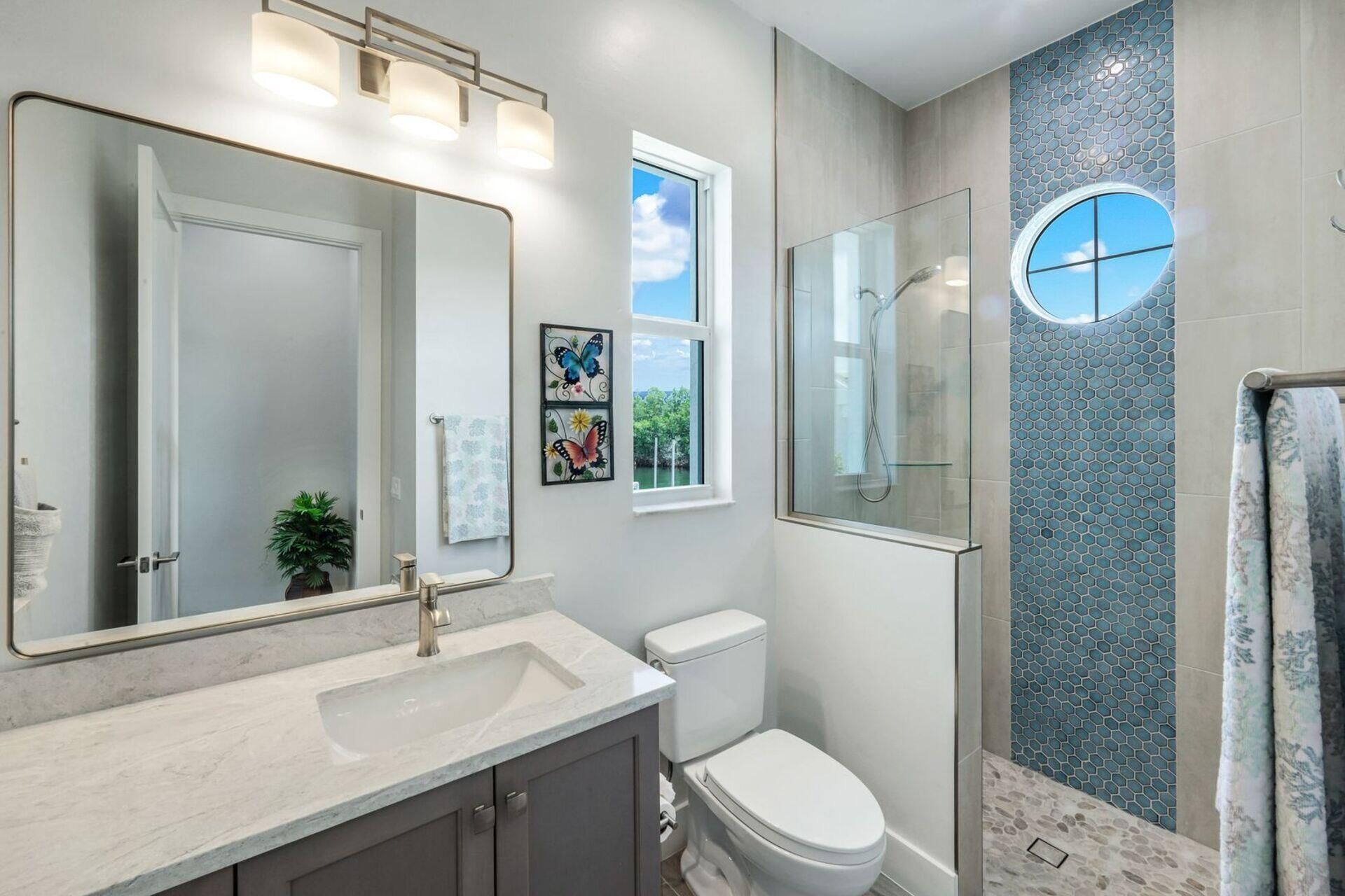 5826 Shell Cove Dr, Cape Coral, FL 33914 Photo
