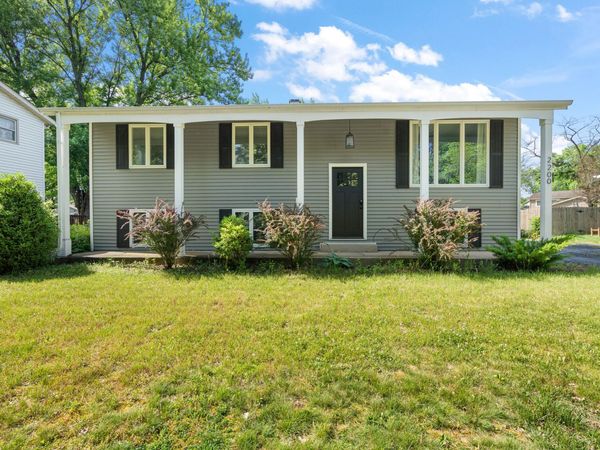 2200 Shallowford Drive , Valparaiso, IN 46383