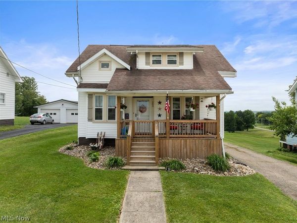 383 High Street , Flushing, OH 43977