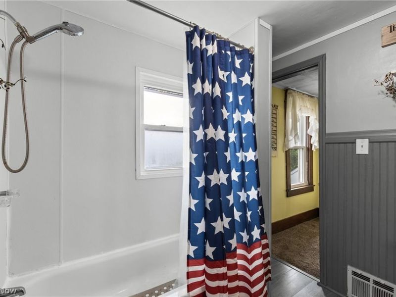 383 High Street , Flushing, OH 43977 Photo 21