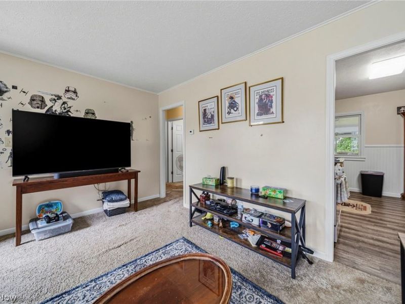 4911 Topper Avenue, Ashtabula, OH 44004 Photo 8