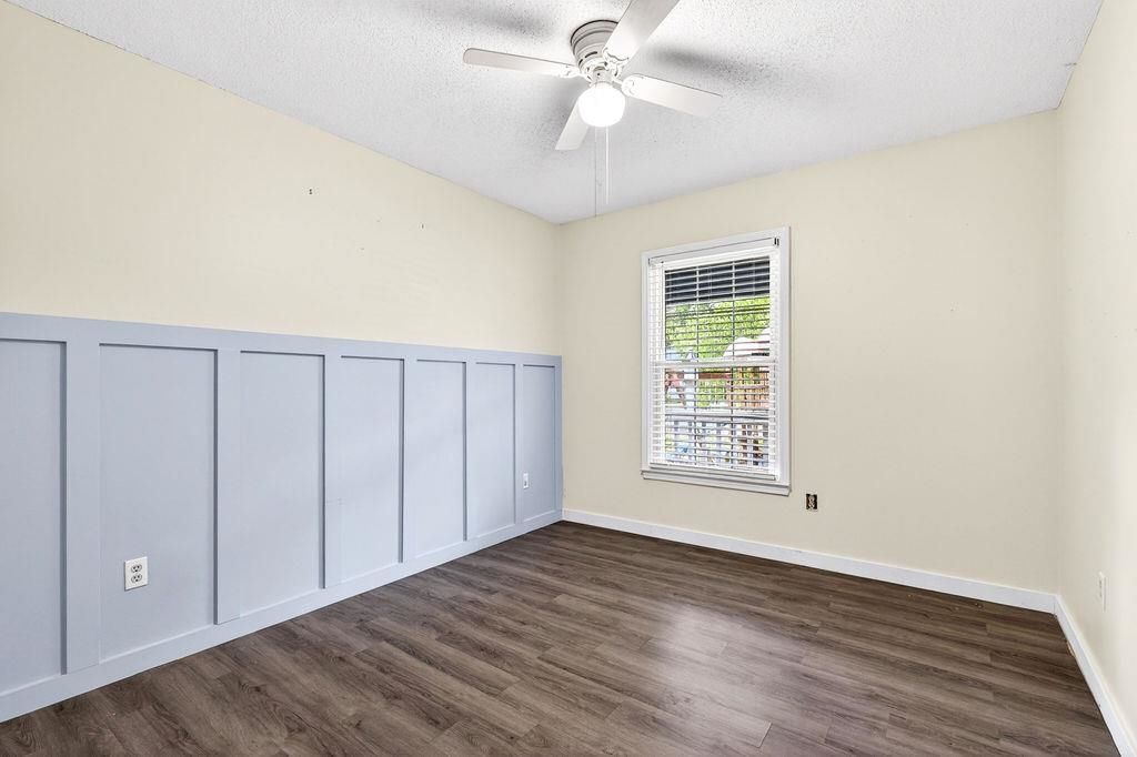 105 Pebble Dr.  Photo 14