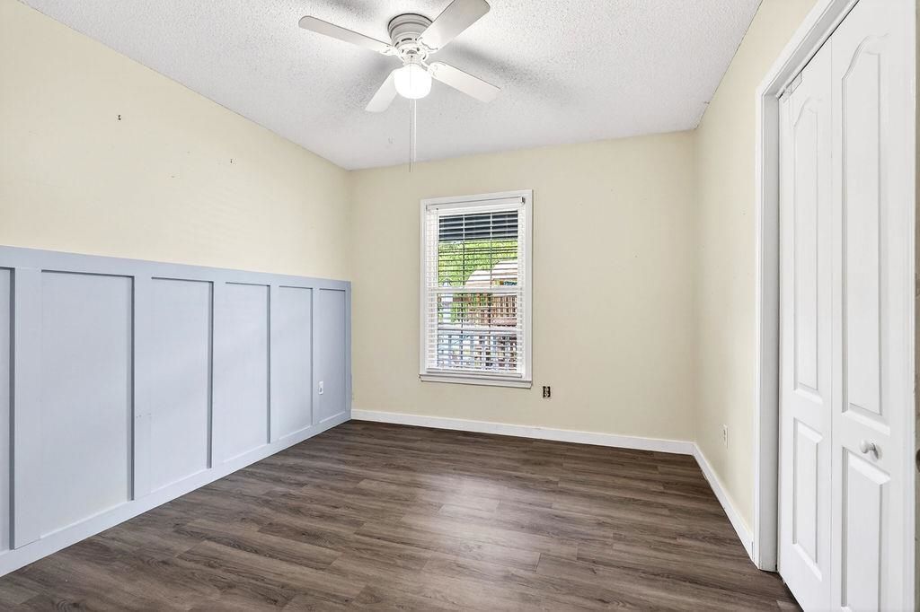 105 Pebble Dr.  Photo 15