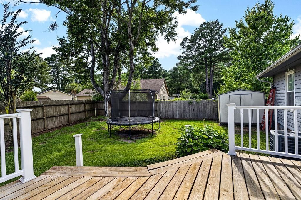 105 Pebble Dr.  Photo 25