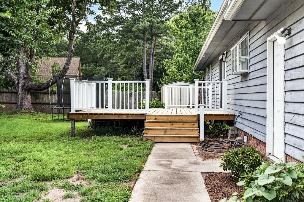 105 Pebble Dr.  Photo 26