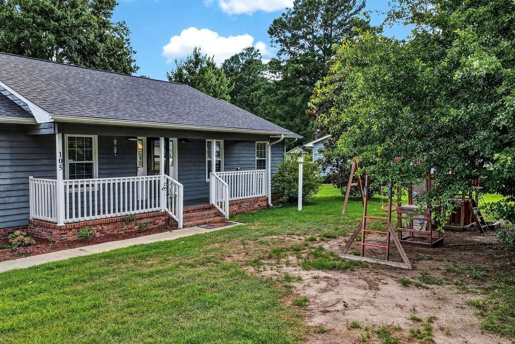105 Pebble Dr.  Photo 34