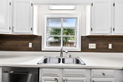 105 Pebble Dr.  photo 4