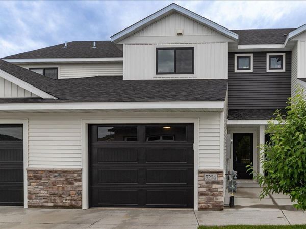 5204 Harvest Square Place NW, Rochester, MN 55901
