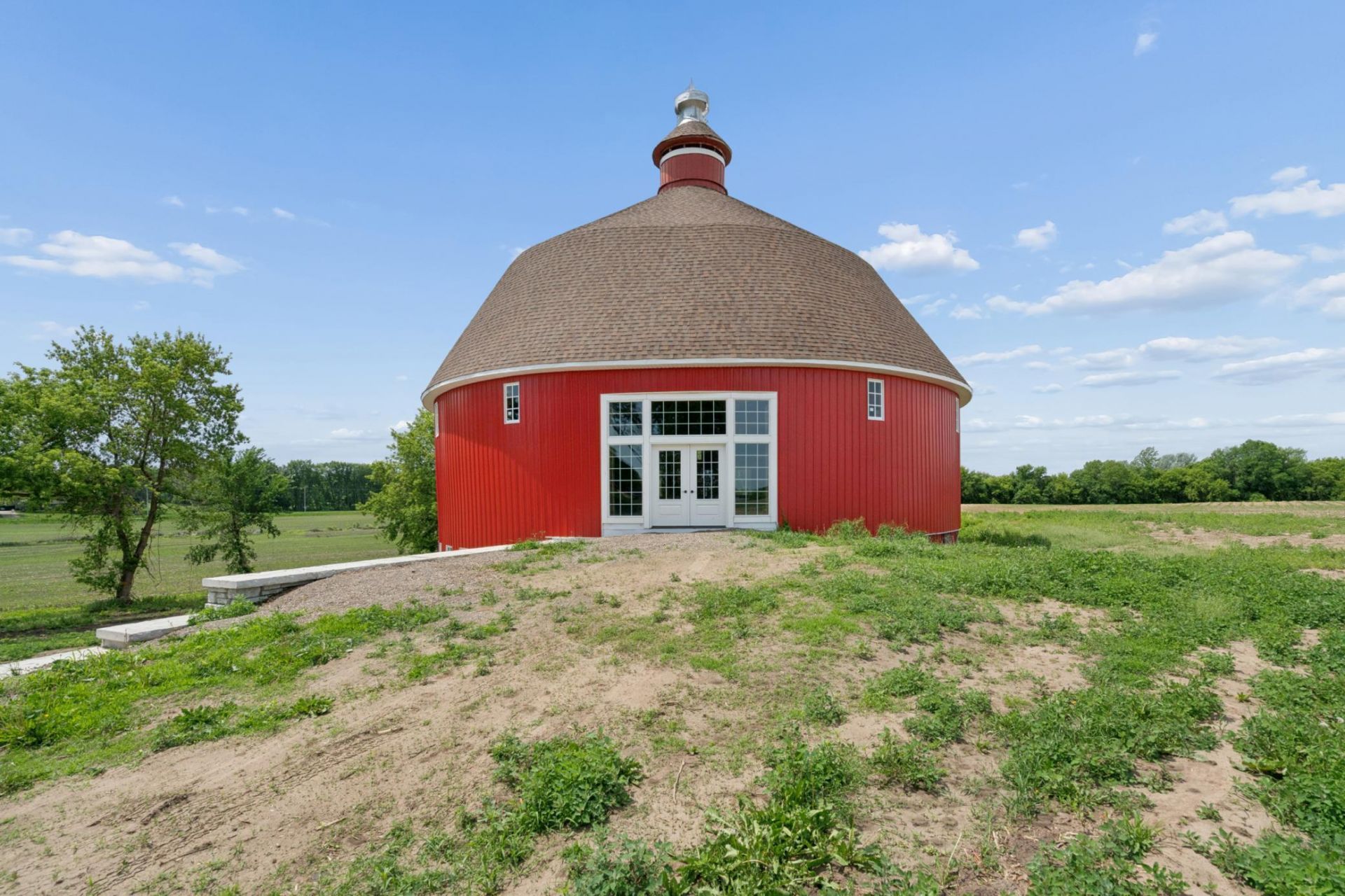 XXXXX Hassan Parkway , Rogers, MN 55374