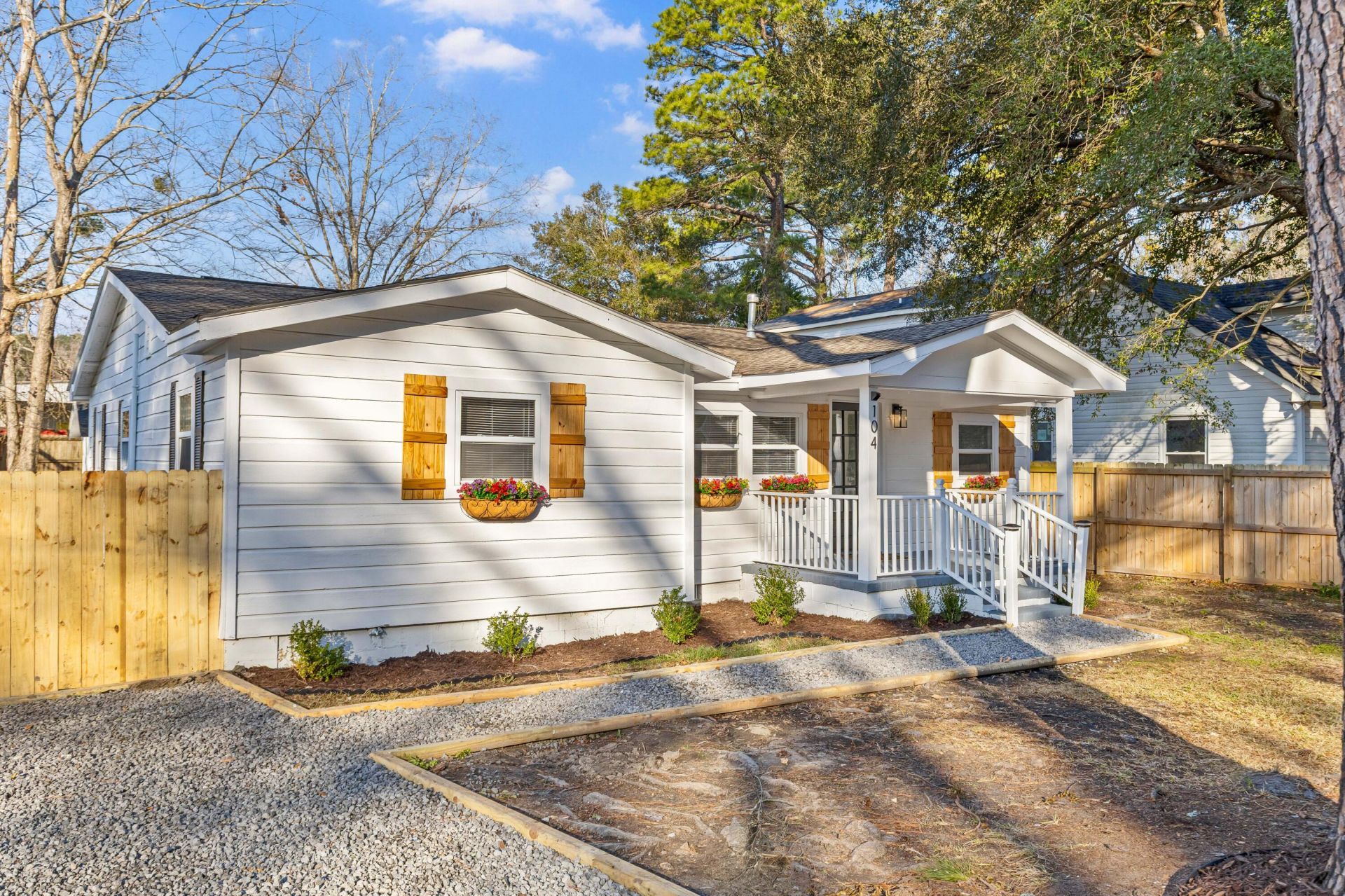 104 Atlantic Street Photo 4