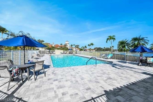 6000 Via Bella Ct, Naples, FL 34109 Photo