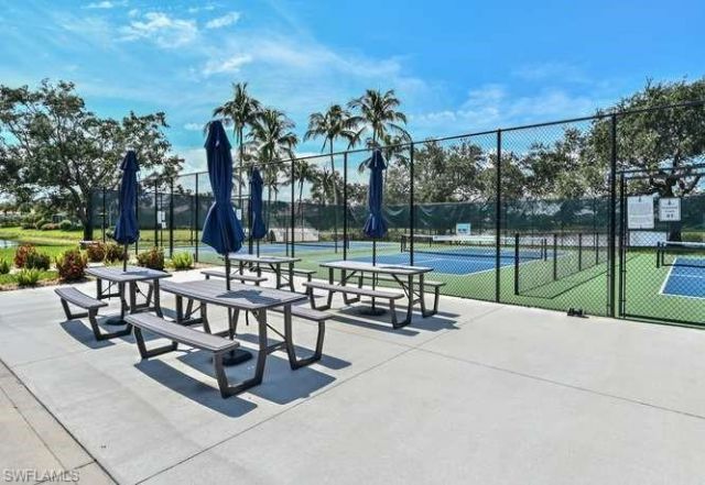 6000 Via Bella Ct, Naples, FL 34109 Photo