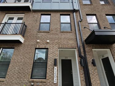 1202 Coach Sta Alley, Raleigh, NC 27601