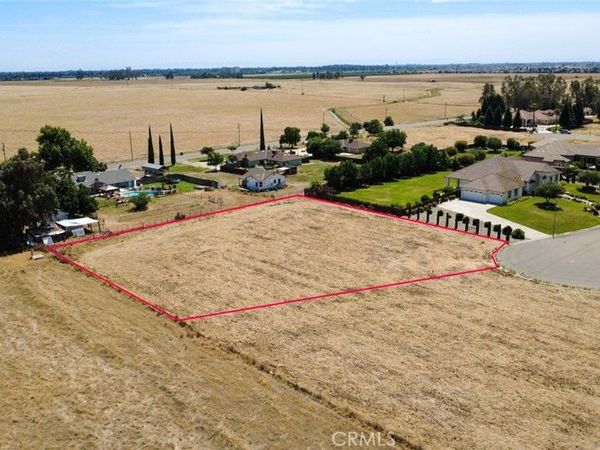 2201 Leeward Court , Merced, CA 95340