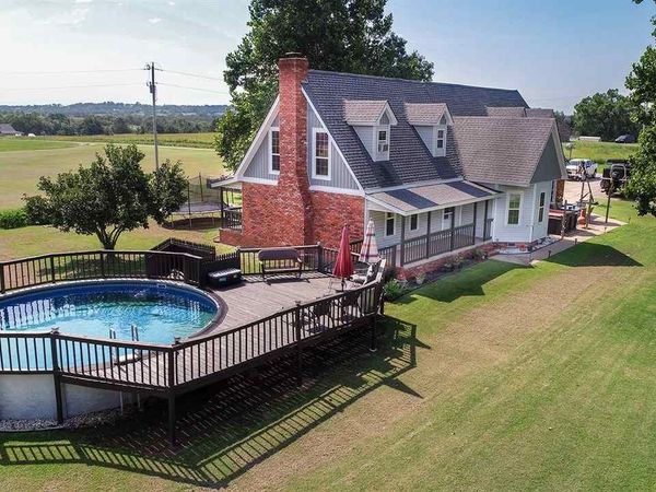 2700 W Dickinson Road, Cushing, OK 74023