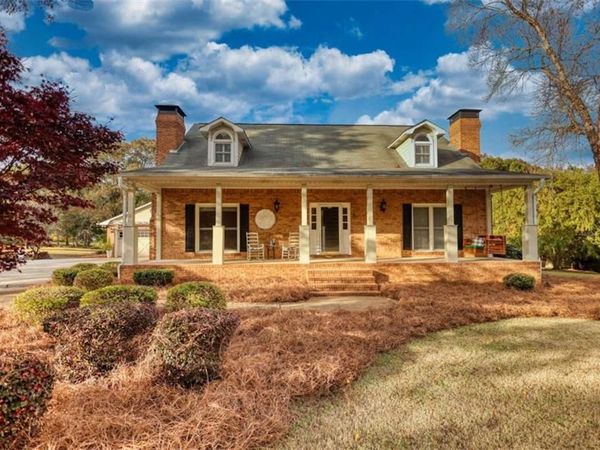 131 Upchurch Drive , Mcdonough, GA 30252