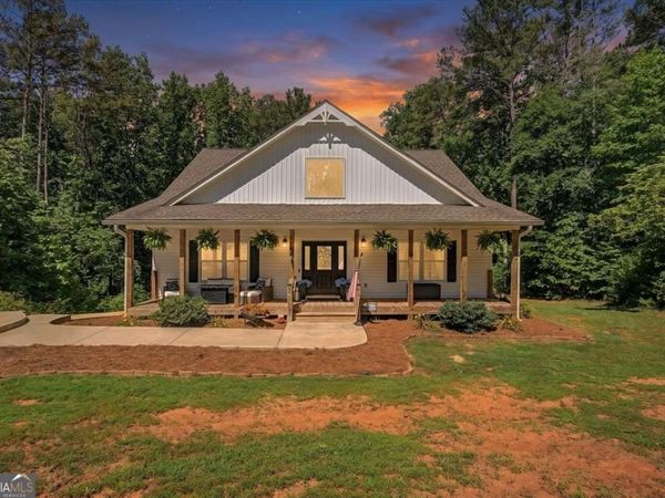 1381 Star Point Road, Carrollton, GA 30116