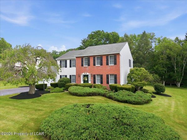 107 Eastview Circle, Sugarloaf, PA 18249