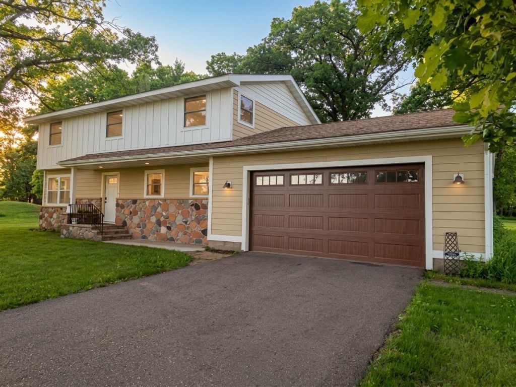 10814 Pioneer Drive SE, Milaca, MN 56353