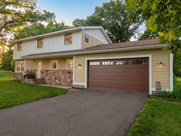 10814 Pioneer Drive SE, Milaca, MN 56353