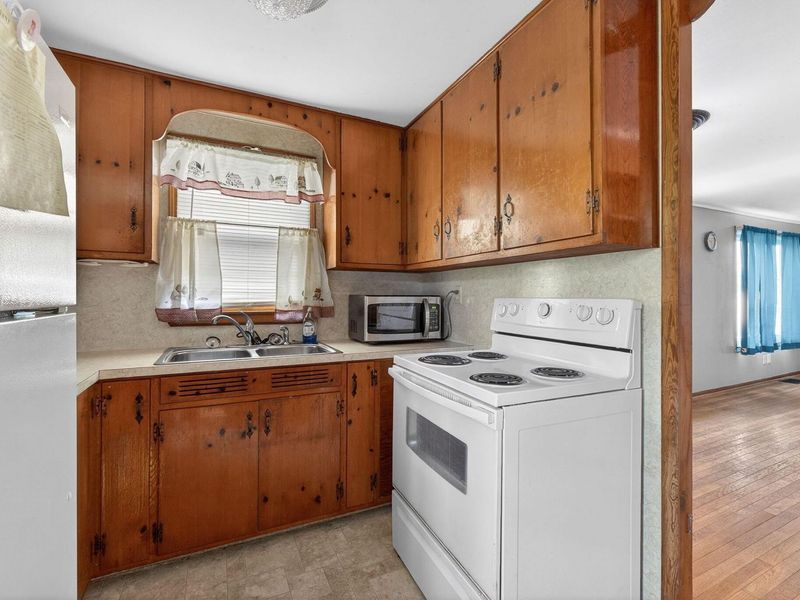 319 Colton Avenue , Bellefontaine, OH 43311 Photo 24