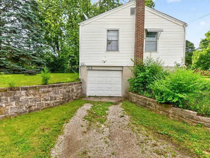 319 Colton Avenue , Bellefontaine, OH 43311 Photo 6