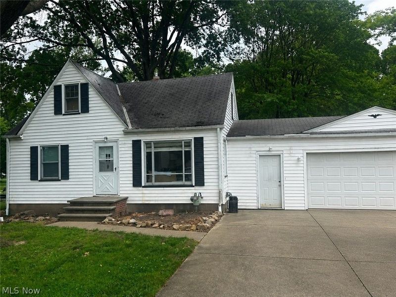 5220 Royalwood Road, North Royalton, OH 44133 Photo 1