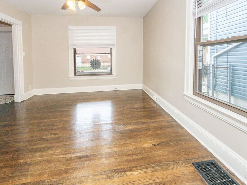 303 E 21st Street, Covington, KY 41014 Photo 8