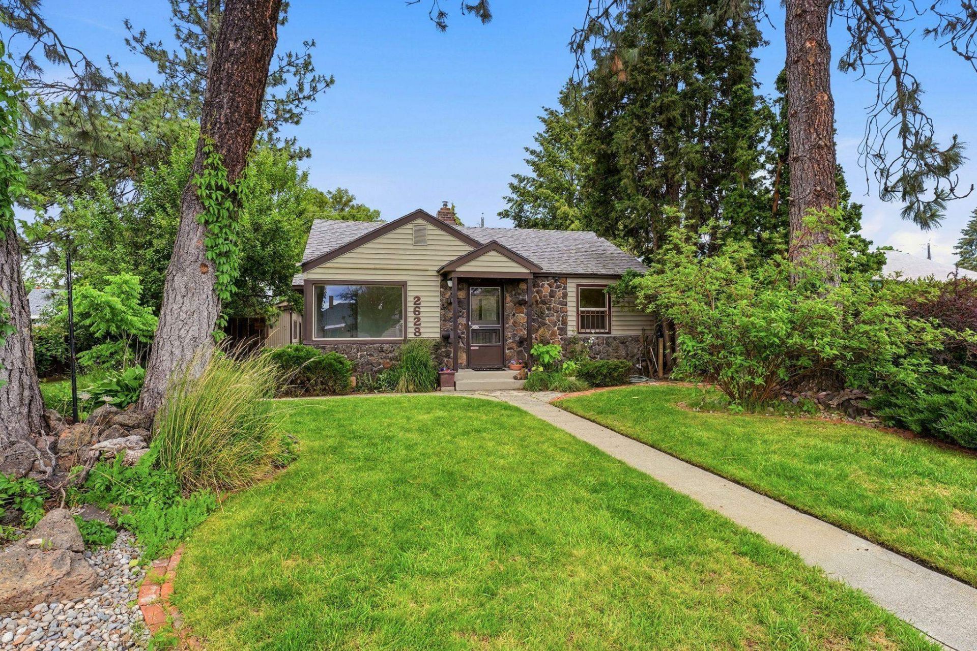 2628 W Olympic Ave, Spokane, WA 99205 Main Photo