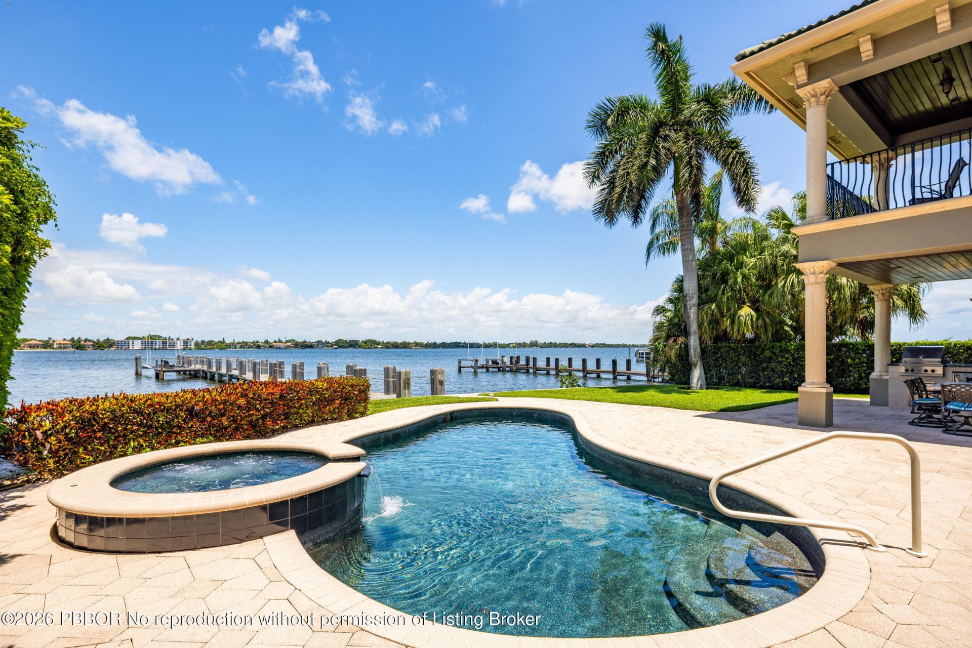 1207 N Atlantic Drive, Lantana, FL 33462 Photo