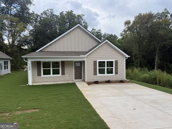 1108 7th Street, West Point, GA 31833