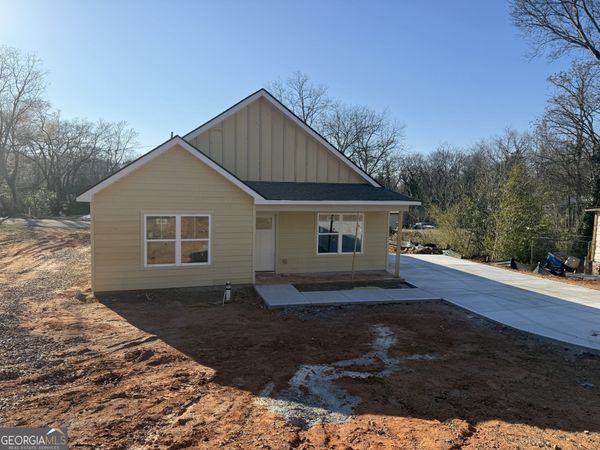 1108 7th Street, West Point, GA 31833