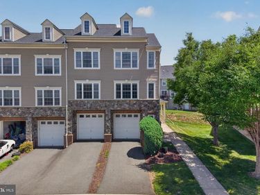 2819 CHINKAPIN OAK LANE, WOODBRIDGE, VA 22191