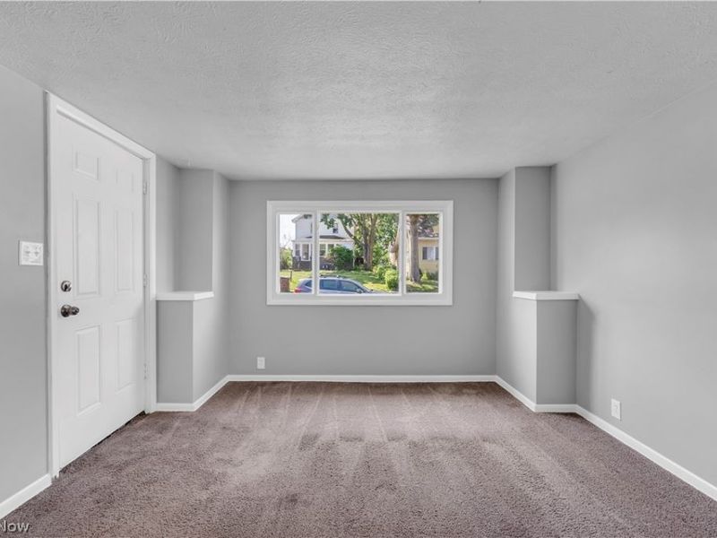 5606 Theota Avenue, Parma, OH 44129 Photo 4