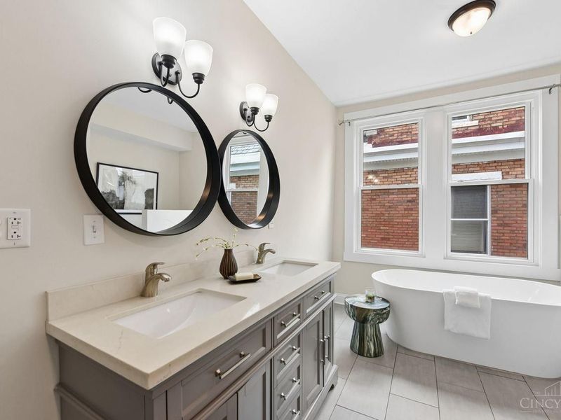 2249 Monroe Avenue, Cincinnati, OH 45212 Photo 23