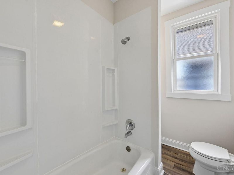 2249 Monroe Avenue, Cincinnati, OH 45212 Photo 28