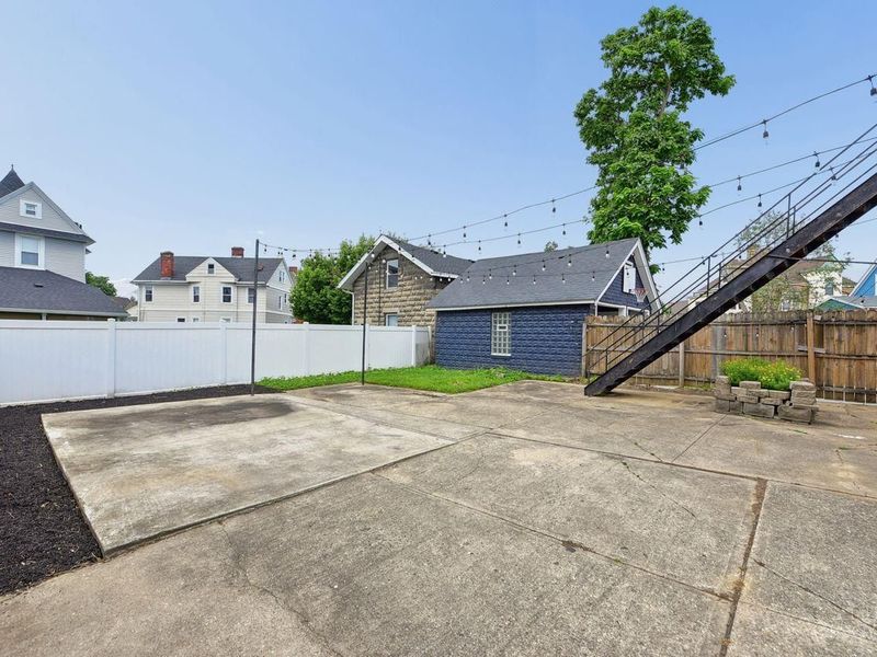 2249 Monroe Avenue, Cincinnati, OH 45212 Photo 44
