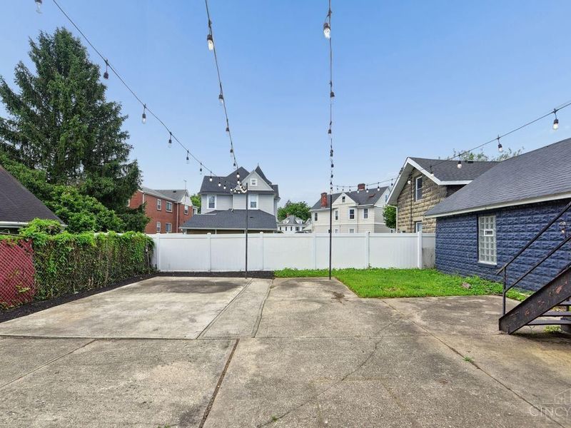 2249 Monroe Avenue, Cincinnati, OH 45212 Photo 45