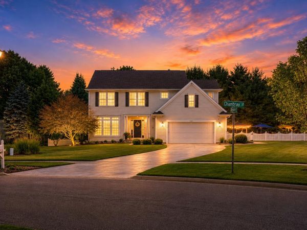9861 Chambray Street, Portage, MI 49002