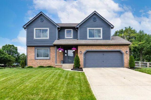 323 Village Ridge Drive , Powell, OH 43065 Main Photo