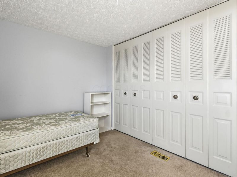 6687 Manring Court , Reynoldsburg, OH 43068 Photo 20