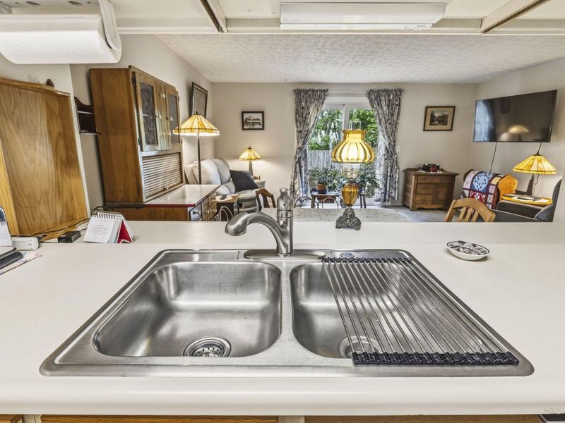 6687 Manring Court , Reynoldsburg, OH 43068 Photo 9