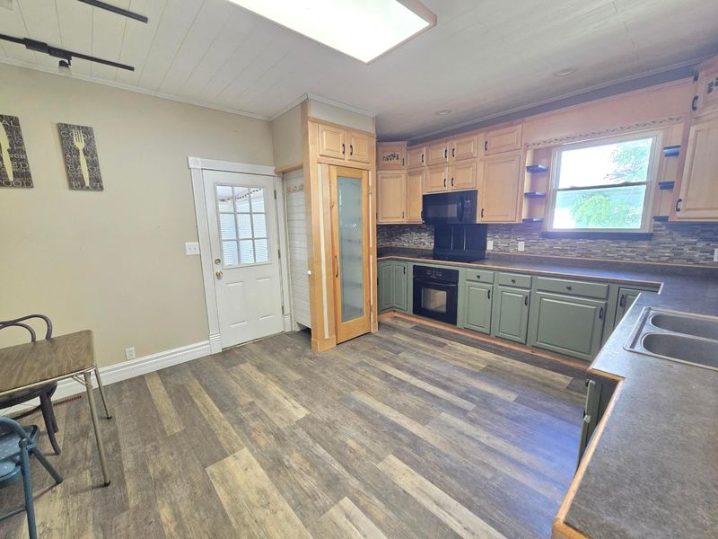 634 Cherry Street , Galion, OH 44833 Photo 14
