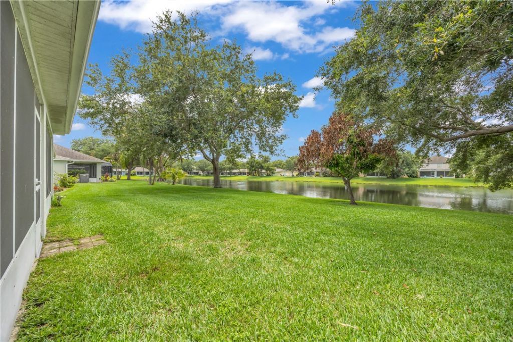 2566 12th Square Sw, Vero Beach, FL 32968 Photo