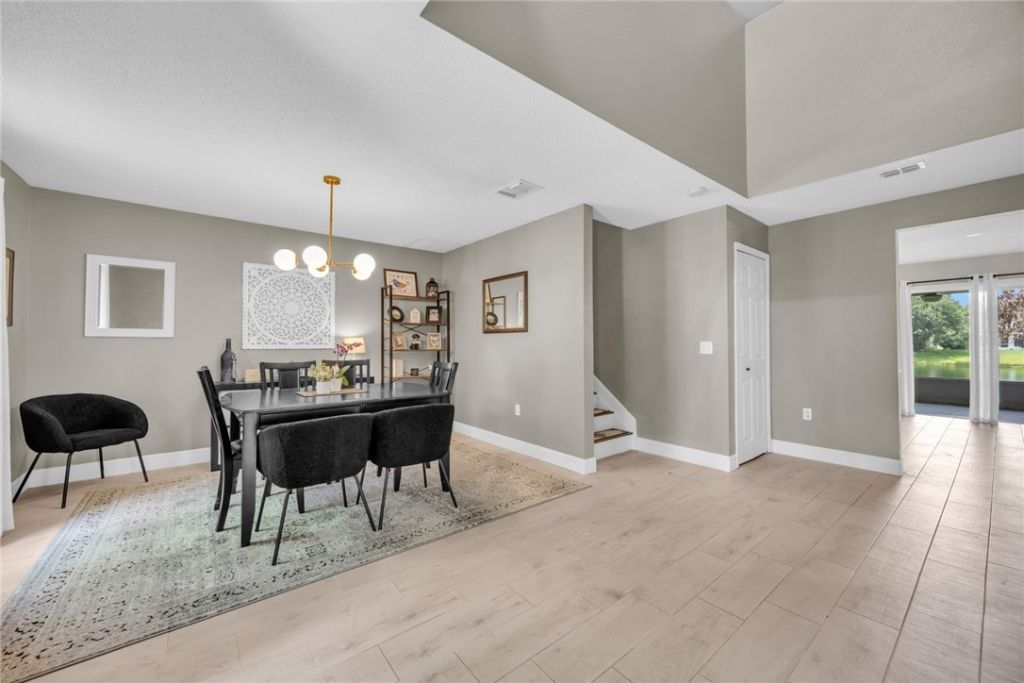 2566 12th Square Sw, Vero Beach, FL 32968 Photo