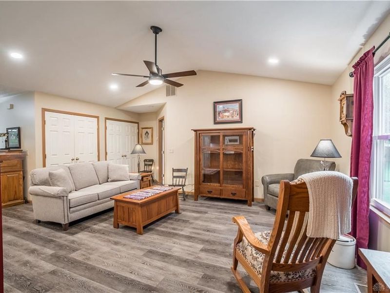 104 Heckman Drive, Union, OH 45322 Photo 9